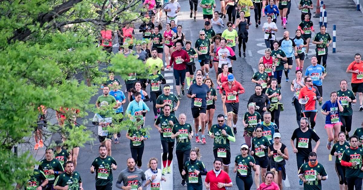 Marathon BPM Pacing: The 4-Phase Music Strategy to Avoid the Wall